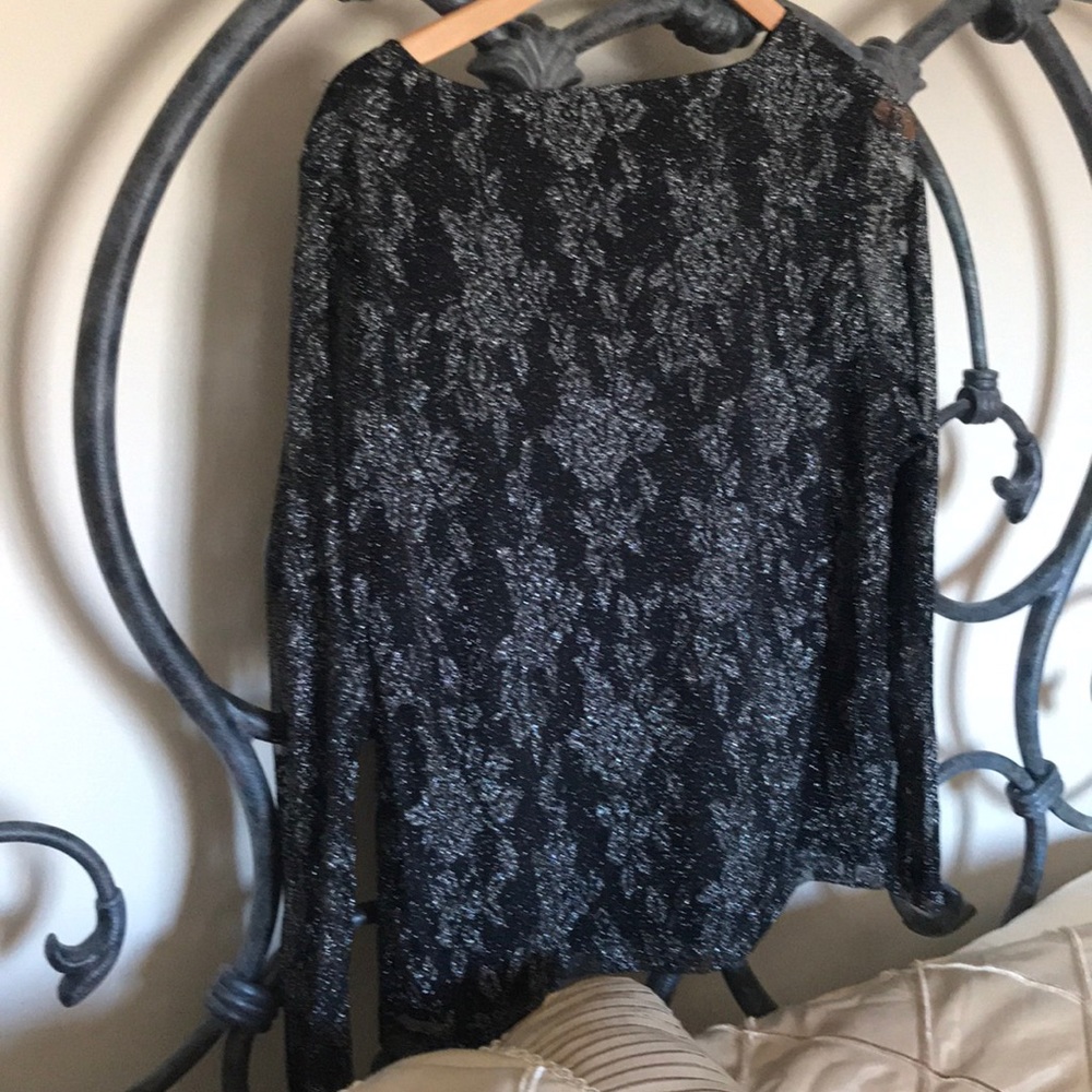 LACE TOP - Picture 4 of 4